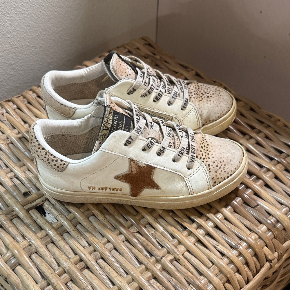 Trina Turk Cream Sneakers with Brown Star Accent